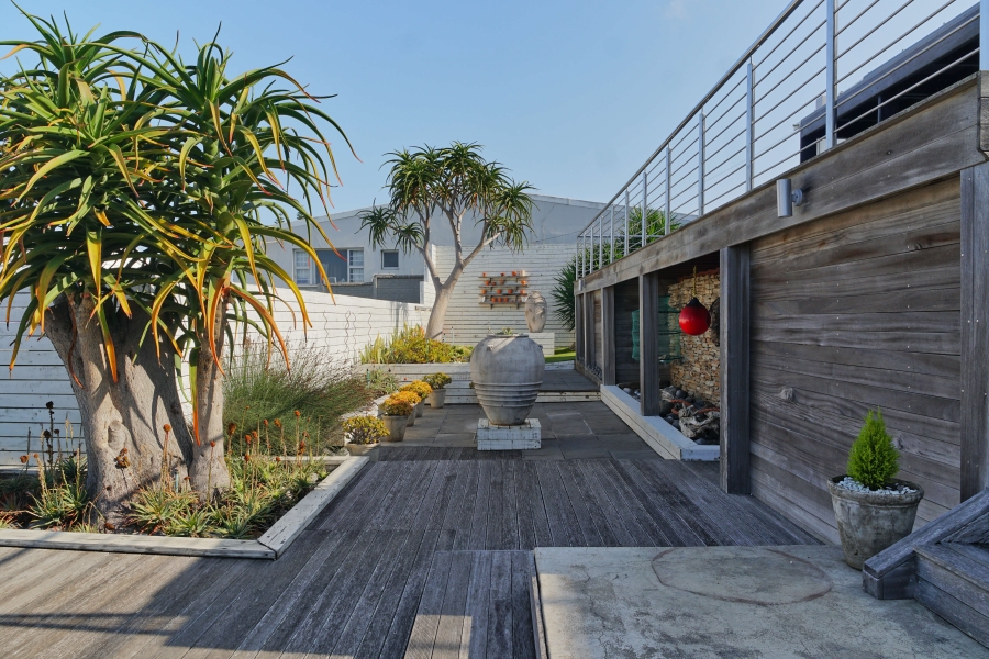 4 Bedroom Property for Sale in Winterstrand Eastern Cape